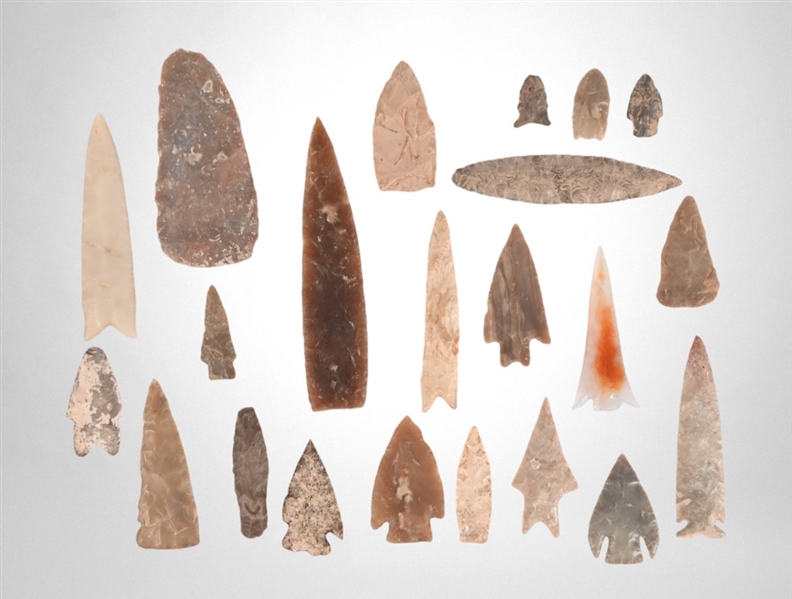 Collection Of Arrowheads (22)